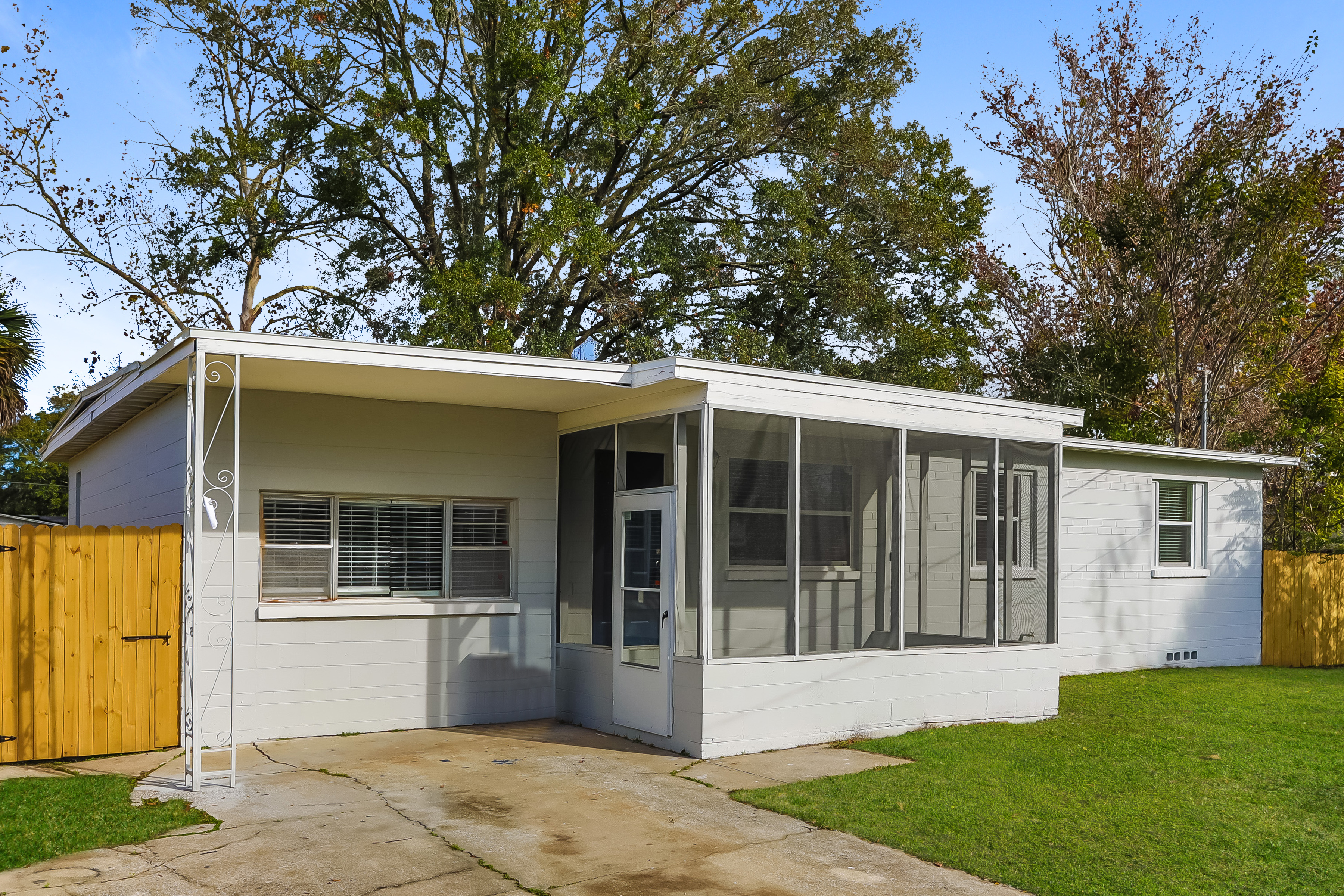 6247 Bartholf Ave Jacksonville, FL 32210